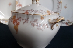 HAVILAND-CFH/GDM AUTUMN- COVERED SUGAR BOWL   .....   https://www.jaapiesfinechinastore.com