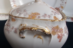 HAVILAND-CFH/GDM AUTUMN- COVERED SUGAR BOWL   .....   https://www.jaapiesfinechinastore.com