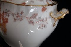 HAVILAND-CFH/GDM AUTUMN- COVERED SUGAR BOWL   .....   http://jaapiesfinechinastore.com