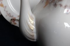 HAVILAND-CFH/GDM AUTUMN- TEA POT .....   http://jaapiesfinechinastore.com