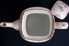 HAVILAND-CFH/GDM AUTUMN- TEA POT .....   https://www.jaapiesfinechinastore.com