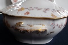 HAVILAND-CFH/GDM- AUTUMN- VEGETABLE TUREEN  .....   http://jaapiesfinechinastore.com