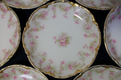 HAVILAND FLORAL GARLAND SCH 525-  BUTTER PAT..... https://www.jaapiesfinechinastore.com