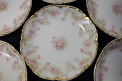 HAVILAND FLORAL GARLAND SCH 525-  BUTTER PAT..... https://www.jaapiesfinechinastore.com