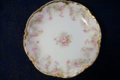 HAVILAND FLORAL GARLAND SCH 525-  BUTTER PAT..... http://jaapiesfinechinastore.com