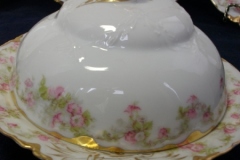 HAVILAND FLORAL GARLAND SCH 525- COVERED BUTTER DISH (NO STRAINER)   ..... https://www.jaapiesfinechinastore.com