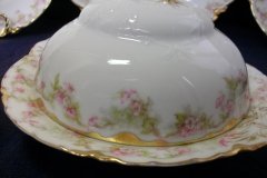 HAVILAND FLORAL GARLAND SCH 525- COVERED BUTTER DISH (NO STRAINER)   ..... http://jaapiesfinechinastore.com