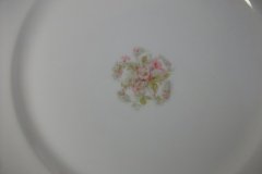 HAVILAND FLORAL GARLAND SCH 525- DINNER PLATE 9 5/8" ..... http://jaapiesfinechinastore.com