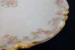 HAVILAND FLORAL GARLAND SCH 525- DINNER PLATE 9 5/8" ..... http://jaapiesfinechinastore.com