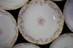 HAVILAND FLORAL GARLAND SCH 525-  FRUIT DESSERT BOWL..... http://jaapiesfinechinastore.com