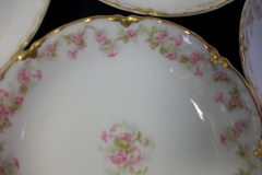 HAVILAND FLORAL GARLAND SCH 525-  FRUIT DESSERT BOWL..... https://www.jaapiesfinechinastore.com