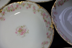 HAVILAND FLORAL GARLAND SCH 525-  FRUIT DESSERT BOWL..... https://www.jaapiesfinechinastore.com