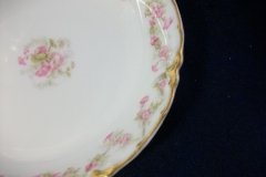 HAVILAND FLORAL GARLAND SCH 525-  FRUIT DESSERT BOWL..... http://jaapiesfinechinastore.com