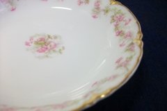 HAVILAND FLORAL GARLAND SCH 525-  FRUIT DESSERT BOWL..... http://jaapiesfinechinastore.com