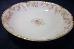 HAVILAND FLORAL GARLAND SCH 525-  FRUIT DESSERT BOWL..... http://jaapiesfinechinastore.com