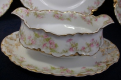 HAVILAND FLORAL GARLAND SCH 525- GRAVY BOAT WITH ATTACHED UNDERPLATE   ..... https://www.jaapiesfinechinastore.com