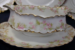 HAVILAND FLORAL GARLAND SCH 525- GRAVY BOAT WITH ATTACHED UNDERPLATE   ..... https://www.jaapiesfinechinastore.com