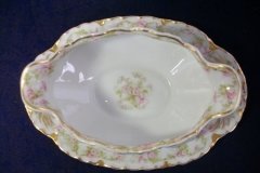 HAVILAND FLORAL GARLAND SCH 525- GRAVY BOAT WITH ATTACHED UNDERPLATE   ..... http://jaapiesfinechinastore.com