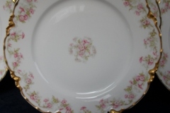 HAVILAND FLORAL GARLAND SCH 525- LUNCH PLATE 8 1/2" ..... https://www.jaapiesfinechinastore.com