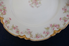 HAVILAND FLORAL GARLAND SCH 525- LUNCH PLATE 8 1/2" ..... https://www.jaapiesfinechinastore.com