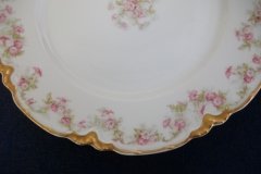 HAVILAND FLORAL GARLAND SCH 525- LUNCH PLATE 8 1/2" ..... http://jaapiesfinechinastore.com