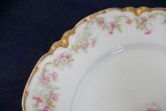 HAVILAND FLORAL GARLAND SCH 525- LUNCH PLATE 8 1/2" ..... http://jaapiesfinechinastore.com
