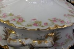HAVILAND FLORAL GARLAND SCH 525- OVAL COVERED  SERVING BOWL   ..... http://jaapiesfinechinastore.com