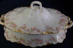 HAVILAND FLORAL GARLAND SCH 525- OVAL COVERED  SERVING BOWL   ..... http://jaapiesfinechinastore.com