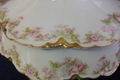HAVILAND FLORAL GARLAND SCH 525- ROUND COVERED  SERVING BOWL   ..... http://jaapiesfinechinastore.com