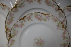 HAVILAND FLORAL GARLAND SCH 525- SALAD PLATE 7 1/2" ..... http://jaapiesfinechinastore.com