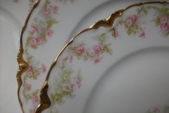 HAVILAND FLORAL GARLAND SCH 525- SALAD PLATE 7 1/2" ..... http://jaapiesfinechinastore.com