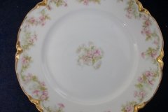 HAVILAND FLORAL GARLAND SCH 525- SALAD PLATE 7 1/2" ..... http://jaapiesfinechinastore.com