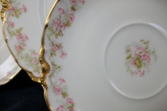 HAVILAND FLORAL GARLAND SCH 525-  SAUCER  FOR TEA CUP..... https://www.jaapiesfinechinastore.com