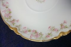 HAVILAND FLORAL GARLAND SCH 525-  SAUCER  FOR TEA CUP..... http://jaapiesfinechinastore.com