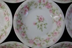 HAVILAND ROSE GARLAND- RIM BERRY BOWL  5  1/16" ..... http://jaapiesfinechinastore.com