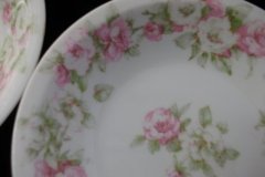 HAVILAND ROSE GARLAND- RIM BERRY BOWL  5  1/16" ..... http://jaapiesfinechinastore.com