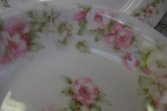 HAVILAND ROSE GARLAND- RIM BERRY BOWL  5  1/16" ..... http://jaapiesfinechinastore.com