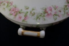 HAVILAND ROSE GARLAND-   COVERED SERVING BOWL   ..... http://jaapiesfinechinastore.com