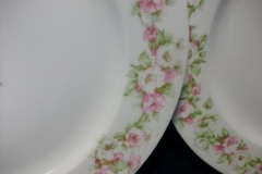 HAVILAND ROSE GARLAND- DINNER PLATE  9 7/8"    .....   https://www.jaapiesfinechinastore.com