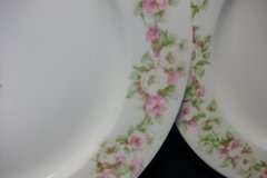 HAVILAND ROSE GARLAND- DINNER PLATE  9 7/8"    .....   http://jaapiesfinechinastore.com