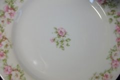 HAVILAND ROSE GARLAND- DINNER PLATE  9 7/8"    .....   http://jaapiesfinechinastore.com