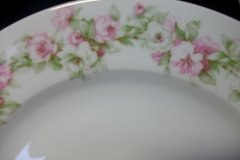 HAVILAND ROSE GARLAND- DINNER PLATE  9 7/8"    .....   http://jaapiesfinechinastore.com