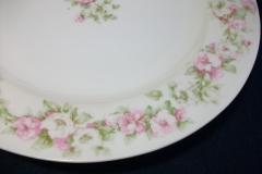 HAVILAND ROSE GARLAND- DINNER PLATE  9 7/8"    .....   https://www.jaapiesfinechinastore.com