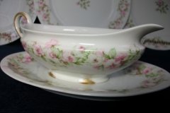 HAVILAND ROSE GARLAND-  GRAVY BOAT WITH UNDERPLATE ..... https://www.jaapiesfinechinastore.com