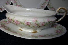 HAVILAND ROSE GARLAND-  GRAVY BOAT WITH UNDERPLATE ..... https://www.jaapiesfinechinastore.com