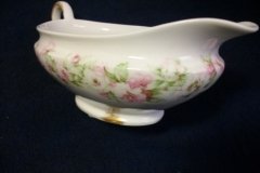 HAVILAND ROSE GARLAND-  GRAVY BOAT WITH UNDERPLATE ..... http://jaapiesfinechinastore.com