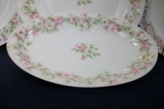 HAVILAND ROSE GARLAND- RELISH DISH    ..... http://jaapiesfinechinastore.com
