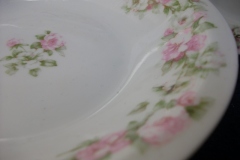 HAVILAND ROSE GARLAND- RIM SOUP BOWL  7 1/2" ..... https://www.jaapiesfinechinastore.com