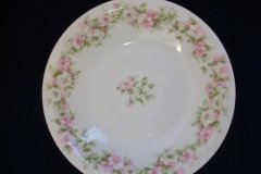 HAVILAND ROSE GARLAND- RIM SOUP BOWL  7 1/2" ..... http://jaapiesfinechinastore.com