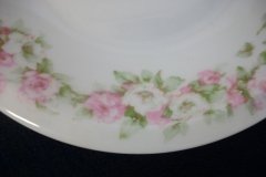 HAVILAND ROSE GARLAND- RIM SOUP BOWL  7 1/2" ..... http://jaapiesfinechinastore.com